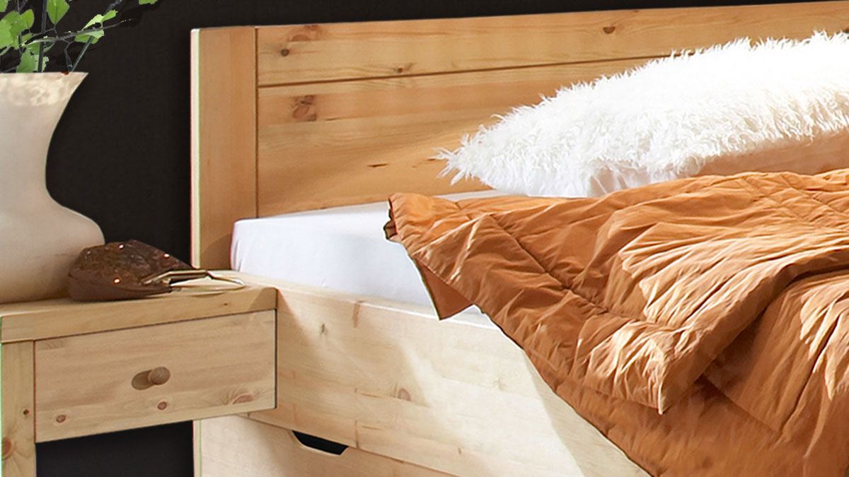 Massivholz Bett in der XL-Ausführung Massivholz Bett in der XL-Ausführung