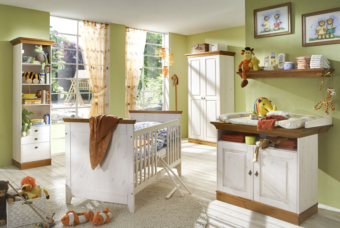 Babyzimmer Landhausstil Massivholz Kiefern Linea | B01 Babyzimmer Landhausstil Massivholz Kiefern Linea | B01