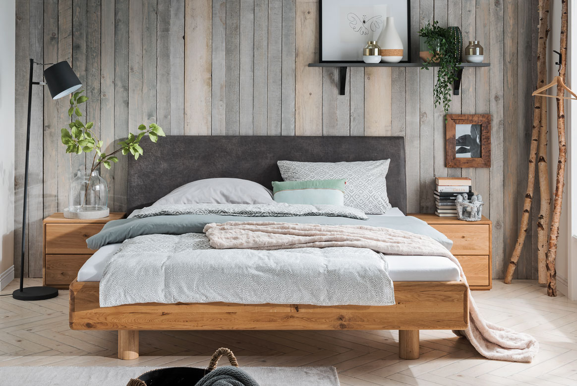 Abbildung M&H Bettgestell Massivholz Abbildung M&H Bettgestell Massivholz