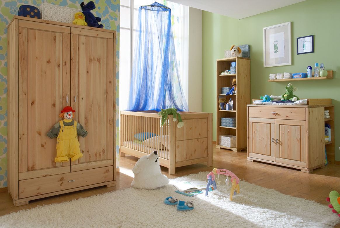 Abbildung Babyzimmer Massivholz Kiefer geölt Goldberg | B04 Abbildung Babyzimmer Massivholz Kiefer geölt Goldberg | B04